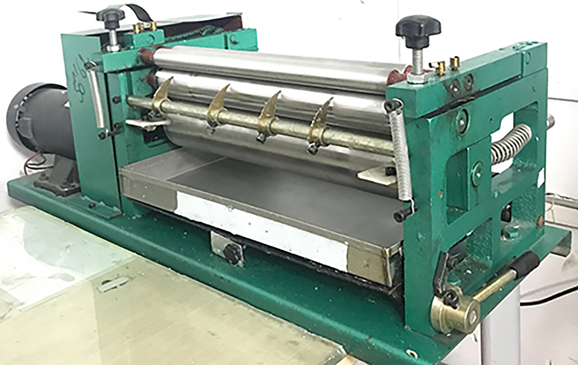 M&aacute;y bồi keo sữa LR-380